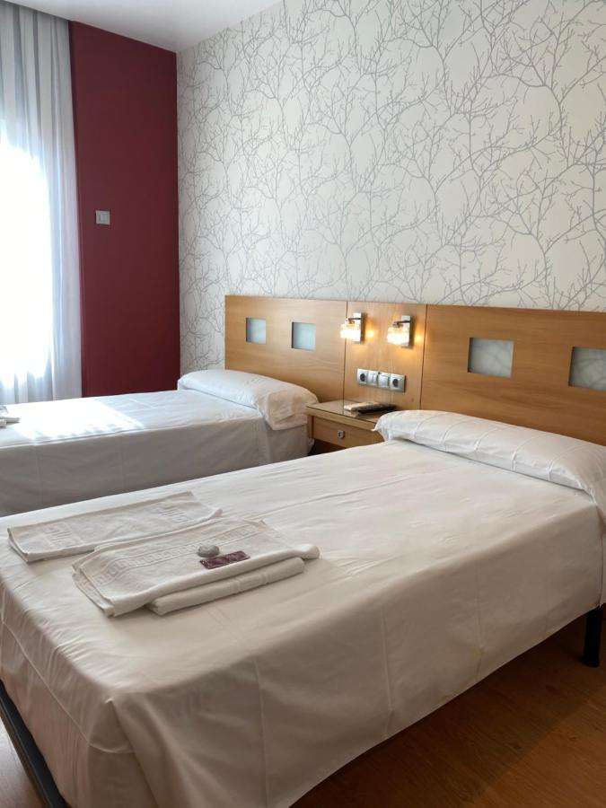 Hostal Abami II Madrid Ngoại thất bức ảnh